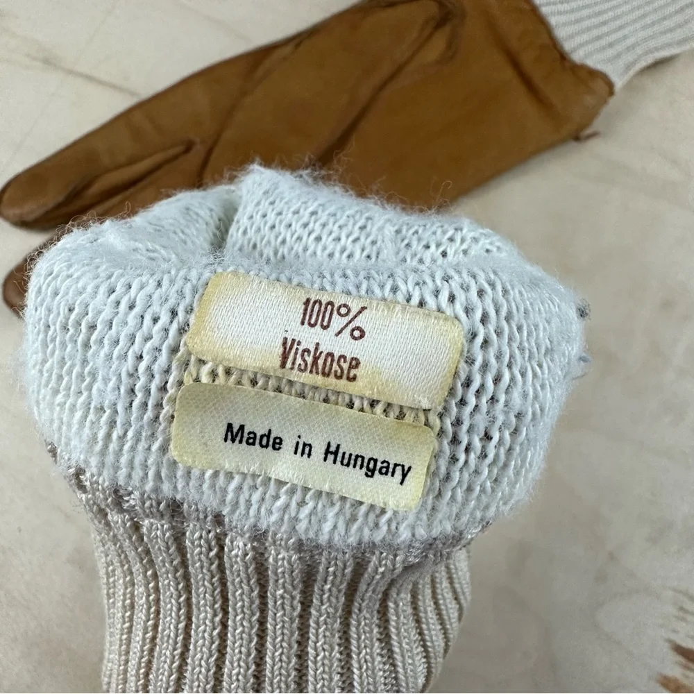 Women’s driving gloves